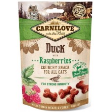 Лакомство для кошек Carnilove Cat Semi Moist Snack, утка и малина 50 г (100411)